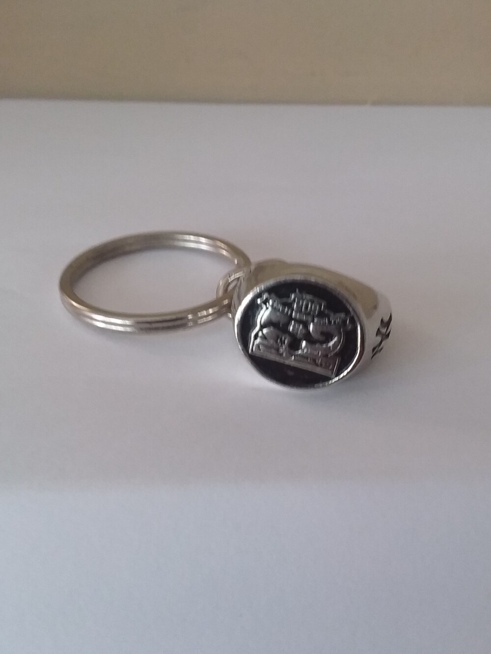 New York Yankees Keychain with 2012 MLB New York Yankees Baseball Ring